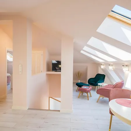 Harmony Boutique Apartment *