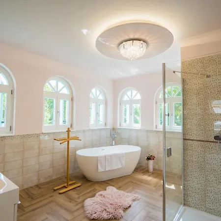 Harmony Boutique Apartament *